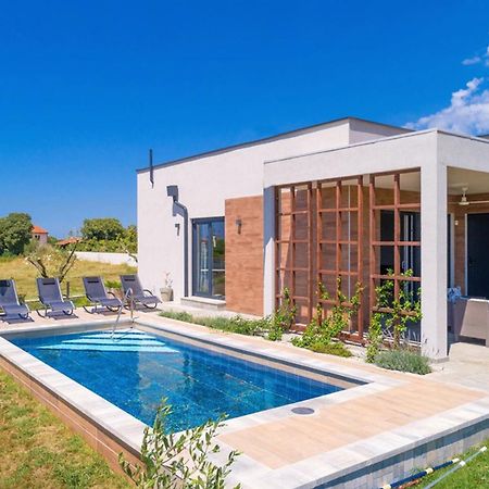 Villa Lily Galizana Ngoại thất bức ảnh